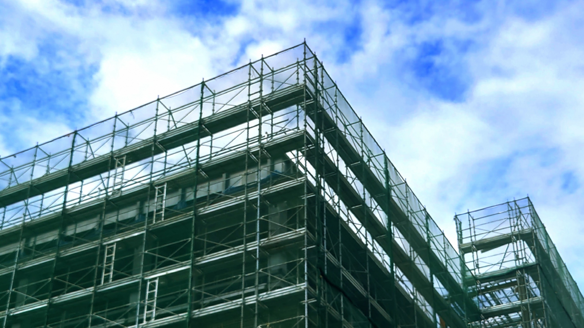 ビル補修から通信インフラまで、<br>幅広い工事に対応